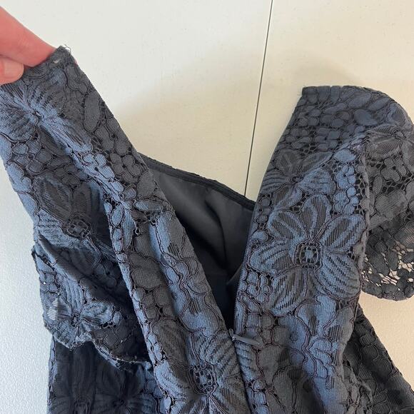 LOFT Blue Dress with Capped Sleeves Size 6P Petites - Picture 16 of 16